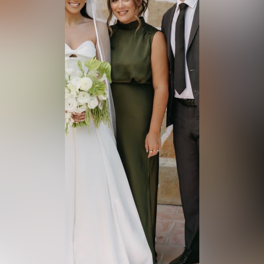 Lulu's Satin High-Neck Olive Green Dress/ Bridesmaid/ Formal dress - Picture 4 of 4